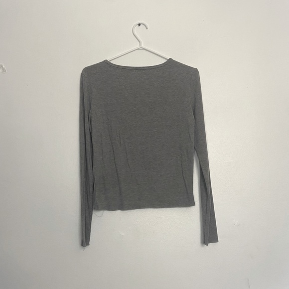 Gray Long Sleeve Shirt - Medium - Picture 2 of 3